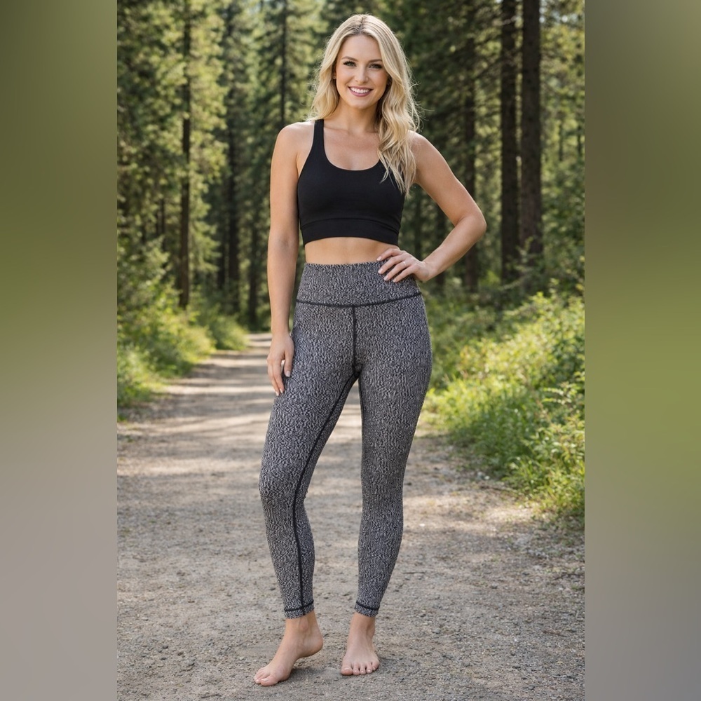 🤍Lululemon High-Rise Speckled Leggings 🤍